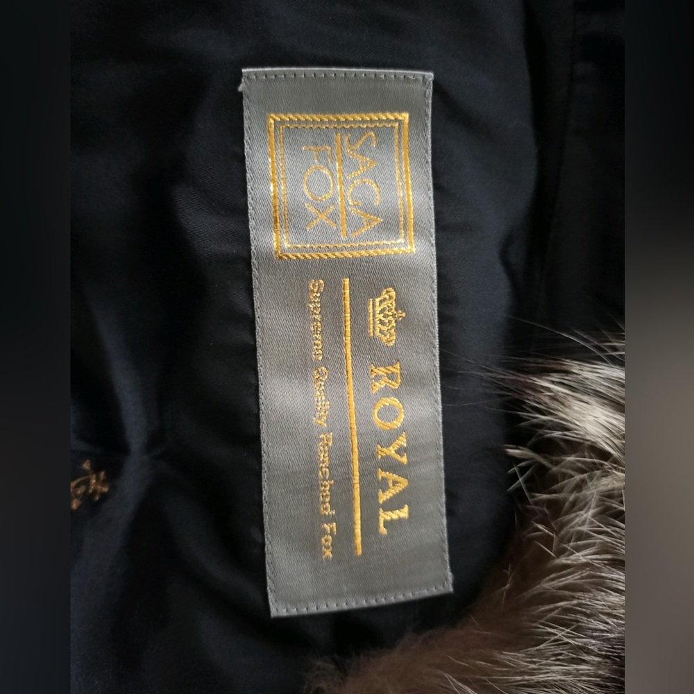 (Royal Saga Fox) Real Silver Fox Fur Coat - Picture 5 of 11